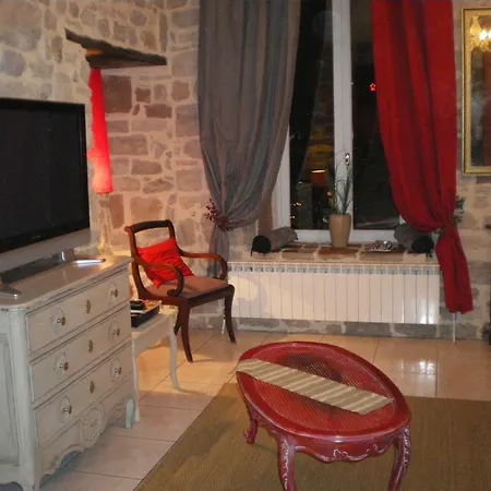La Demeure Du Comte Chambres Dhotes * Salles-la-Source